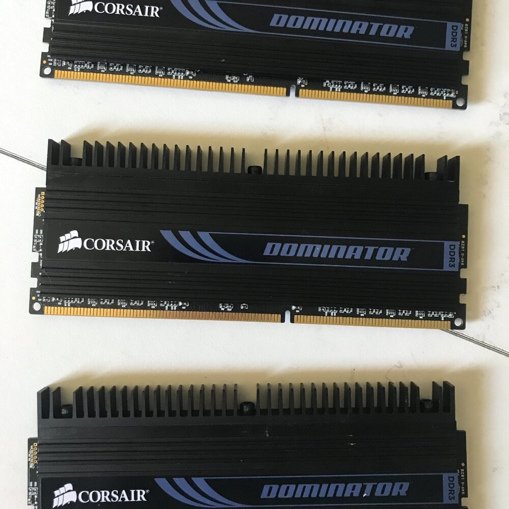 DOMINATOR 6GB Triple Channel DDR3 Memory Kit